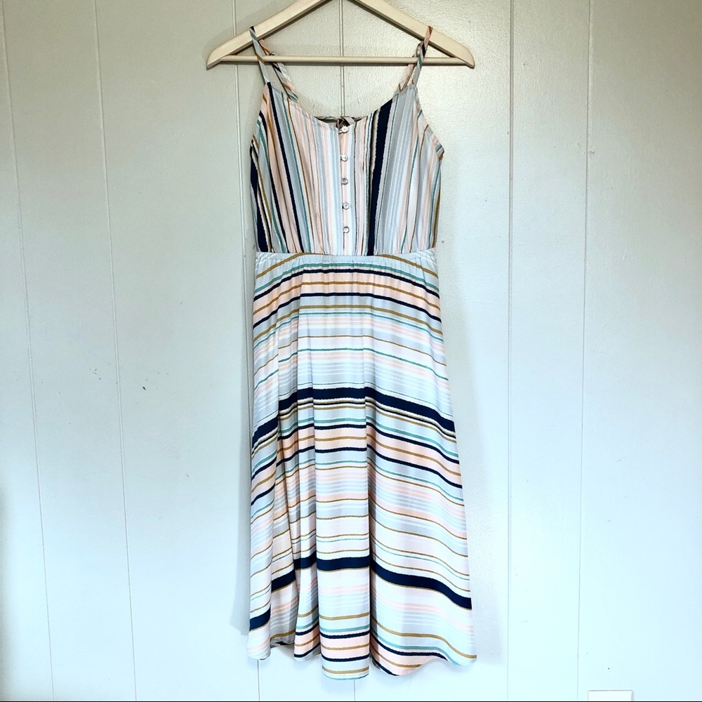 Lauren Conrad striped dress. Detailed back. Size 6